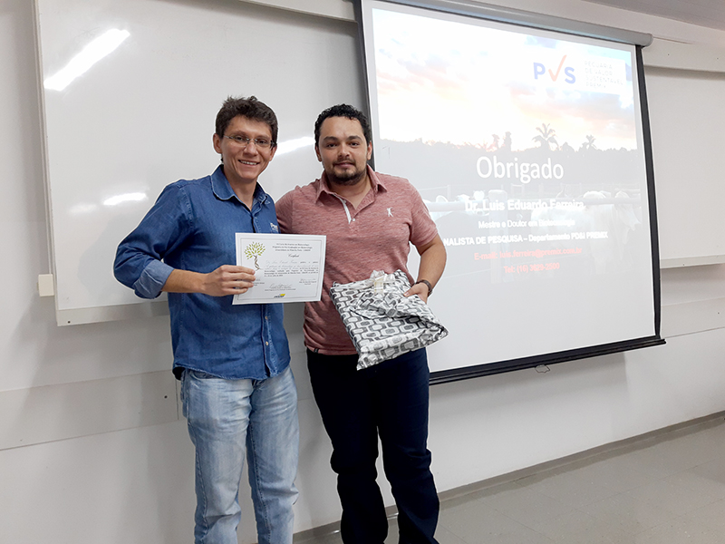 Aluno do curso de biotecnologia da Universidade de Ribeirão Preto (Unaerp)